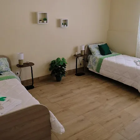 Faro Di Luce Bed and Breakfast *
